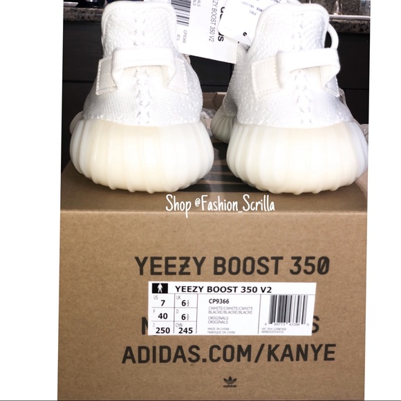 YEEZY Boost 350 V2 Triple White Adidas Sneakers - Picture 15 of 17